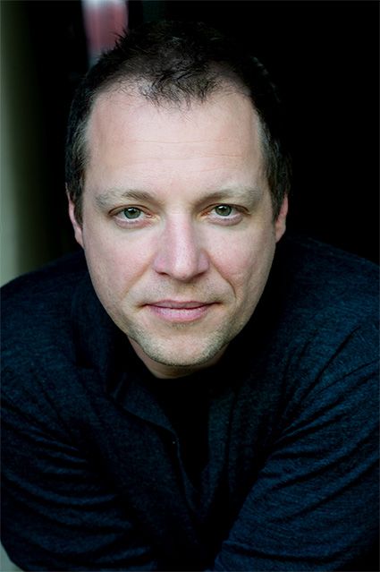 Portrait of Pascal Guldener, Head of AI